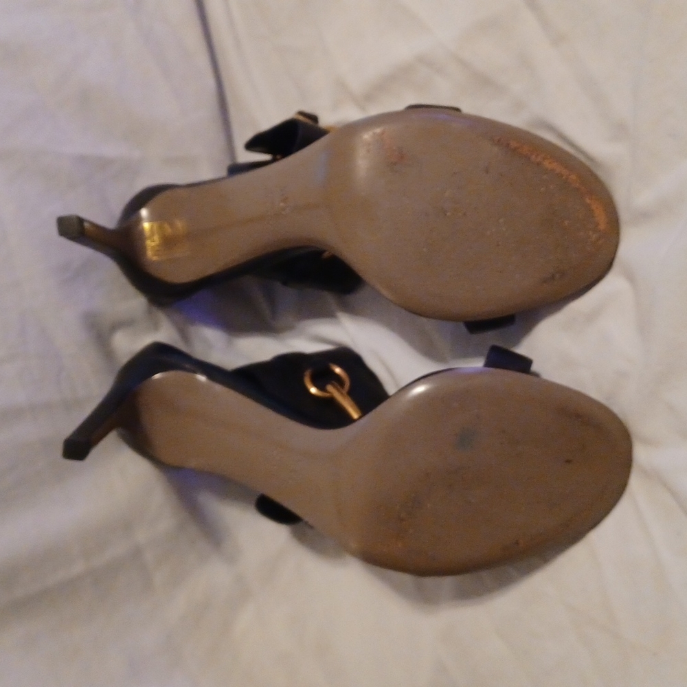 Gucci - Picture 4 of 4